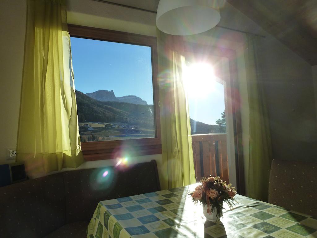 Ferienwohnung Polzhof Kastelruth Zimmer foto